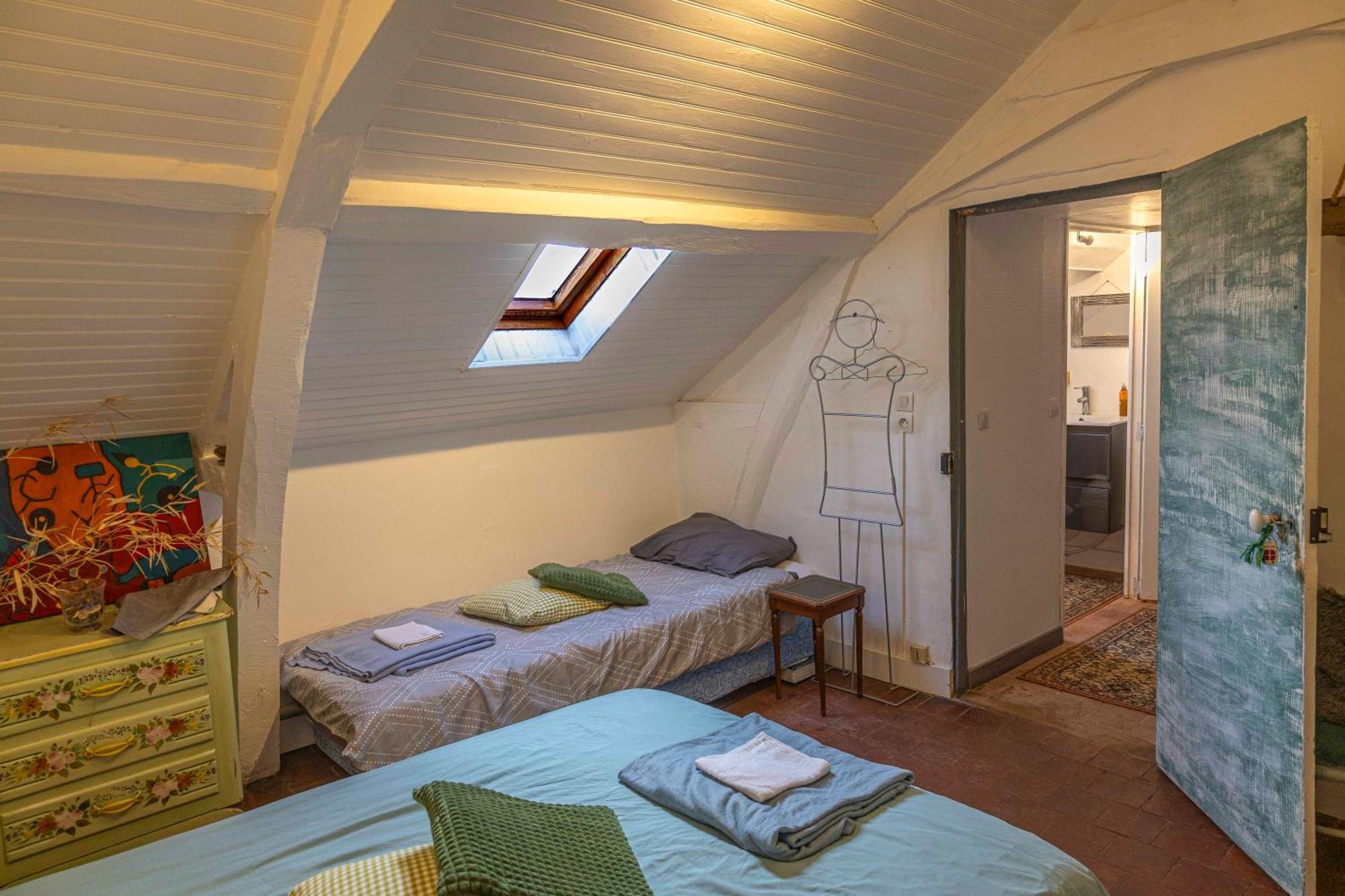 Chambre D'Hotes Les Jardins De Marie, Sci Charles III Берне Экстерьер фото